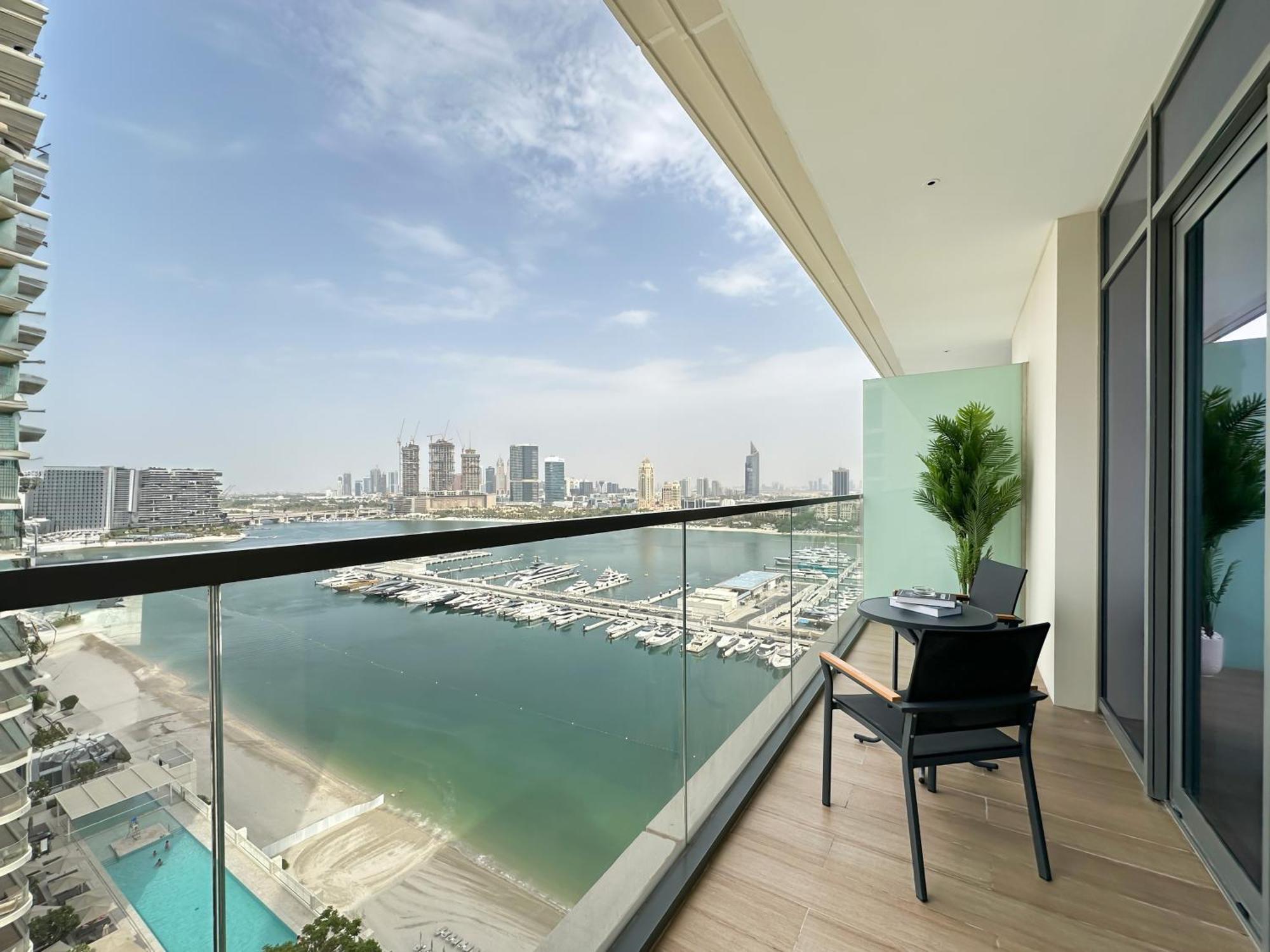 Trophy - 1br Beachfront Retreat W Lagoon Views Apartment